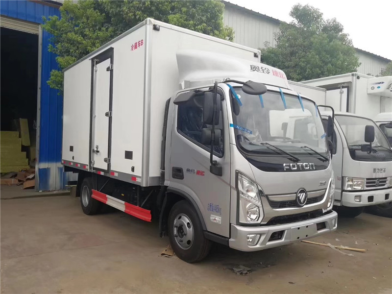 國六五十鈴6米8冷藏車保溫隔熱 防火阻燃，廂體內(nèi)外采用玻璃鋼